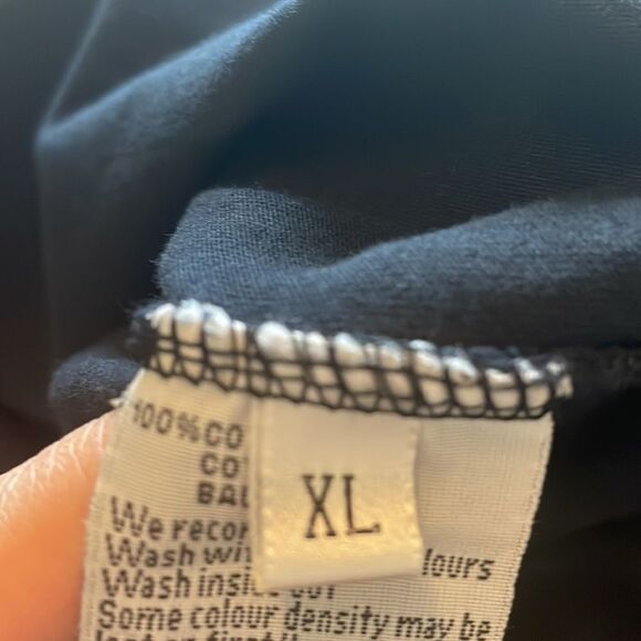 Sand black t-shirt with star size XL - Picture 6 of 8